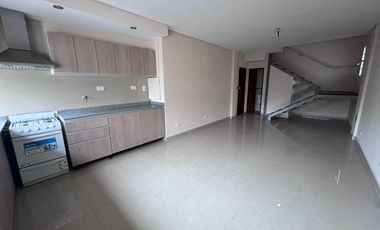VENTA APTO CREDITO PH TRES AMBIENTES CON COCHERA EN FLORIDA VICENTE LOPEZ