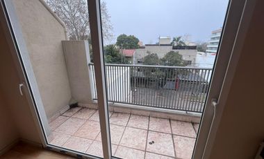 VENTA APTO CREDITO PH TRES AMBIENTES CON COCHERA EN FLORIDA VICENTE LOPEZ