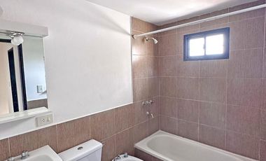 Oportunidad. Departamento en Venta de 2 plantas. Sin expensas. Centro Zárate
