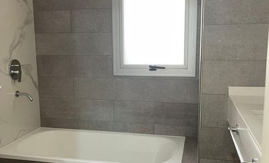 Departamento en duplex 5 ambientes en venta - complejo Klover Plaza - Bernal