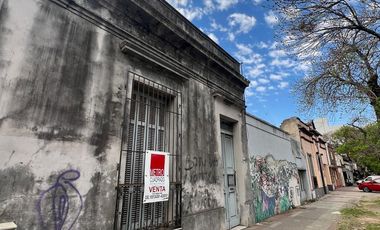 EN VENTA GRAN CASONA CENTRICA IDEAL DESARROLLOS INMOBILIARIOS
