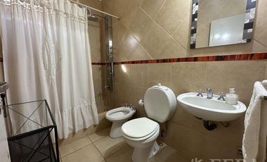 Venta de departamento de 4 ambientes en Quilmes