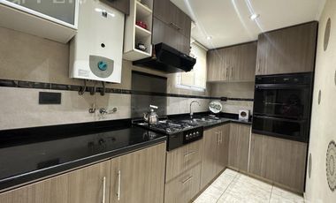 Venta de departamento de 4 ambientes en Quilmes
