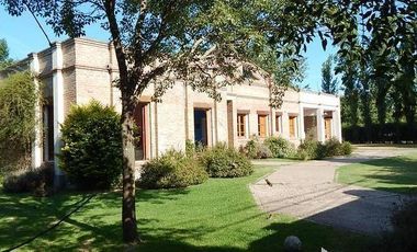 Casa en  ibarlucea