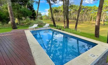 Casa en Carilo