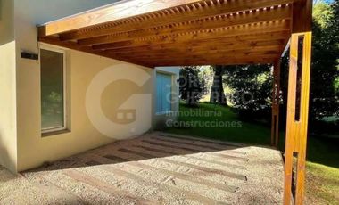 Casa en Carilo