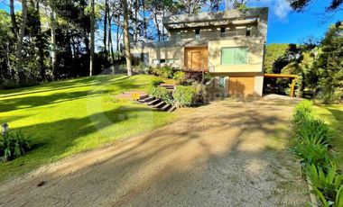 Casa en Carilo