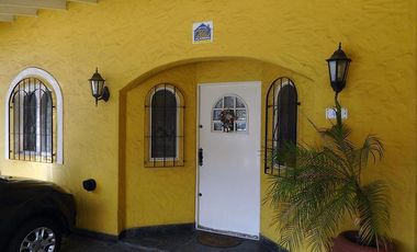 Venta de Casa 3 Amb.  en Ciudadela - Muy buen Estado y Ubicación