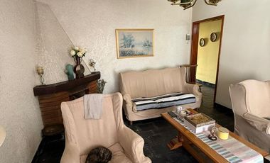CASA 4 AMBIENTES VENTA EN Colon 2875 (REMEDIOS DE ESCALADA)