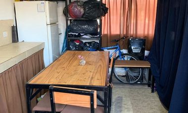 Dos propiedades en un terreno todo independiente - 5 dormitorios, 3 baños, ideal dos familias