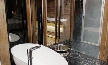 Venta Moderna Casa a la Laguna con  Increíble Master Suite - El Canton