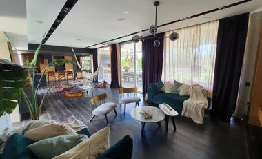 Venta Moderna Casa a la Laguna con  Increíble Master Suite - El Canton