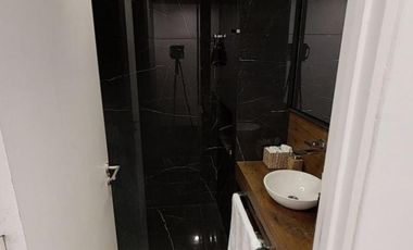 Venta Moderna Casa a la Laguna con  Increíble Master Suite - El Canton