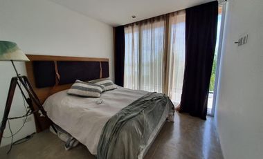 Venta Moderna Casa a la Laguna con  Increíble Master Suite - El Canton