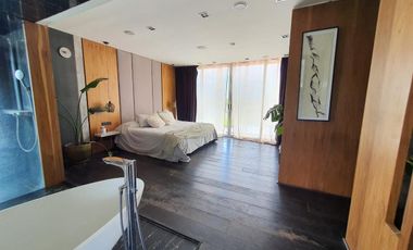 Venta Moderna Casa a la Laguna con  Increíble Master Suite - El Canton