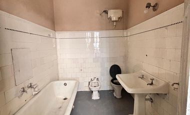 Venta Casa Comercial 5 Ambientes - Centro Rosario