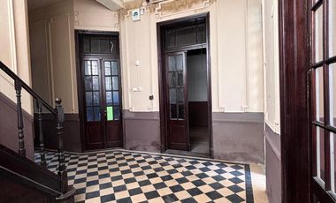 Venta Casa Comercial 5 Ambientes - Centro Rosario