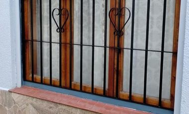 PH en venta - 2 Dormitorios 1 Baño - Cochera - 70Mts2 - Costa Azul