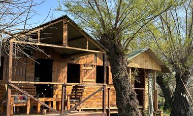 Venta Casa de tres dormitorios en terreno de 19.500 m2 en la isla, Paraná Viejo