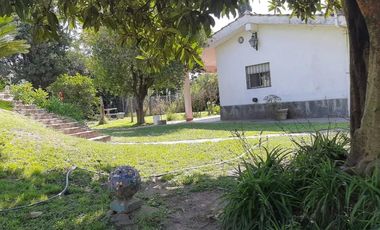 Casa en venta - 3 Dormitorios 2 Baños - Cochera - 1.521Mts2 - Almirante Brown