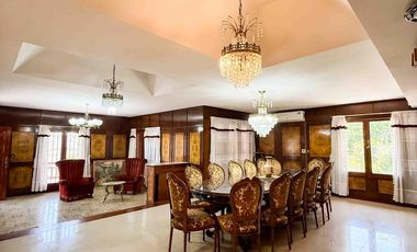 Casa en venta - 5 Dormitorios 7 Baños - Cochera - 1.150Mts2 - Ringuelet