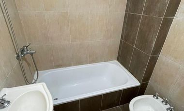 Departamento en  venta de 2 ambientes con balcón- Wilde