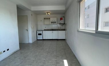 Departamento en  venta de 2 ambientes con balcón- Wilde