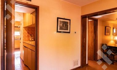 VENTA CASA 8 AMBIENTES   CASA DE HUÉSPEDES Y QUINCHO,  ALLEN-RÍO NEGRO