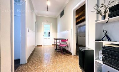 Casa en venta en Temperley Oeste: 3 unidades independientes que se venden en bloque.