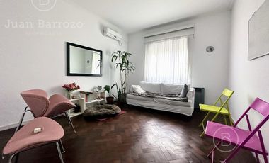 Casa en venta en Temperley Oeste: 3 unidades independientes que se venden en bloque.