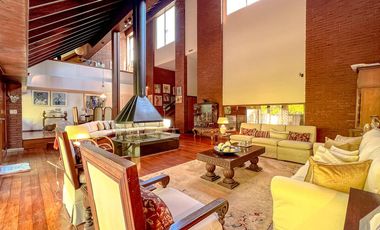 MAGNIFICO | CHALET EN LOS TRONCOS |