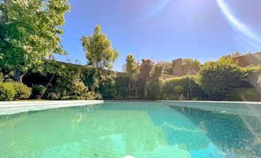 MAGNIFICO | CHALET EN LOS TRONCOS |
