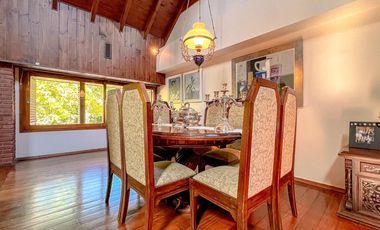 MAGNIFICO | CHALET EN LOS TRONCOS |