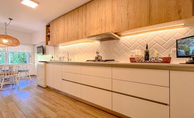 MAGNIFICO | CHALET EN LOS TRONCOS |