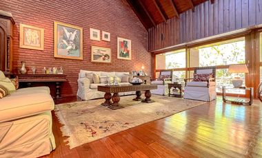 MAGNIFICO | CHALET EN LOS TRONCOS |