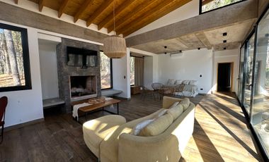 Casa en Villa Robles