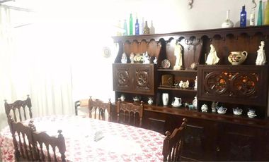 Casa en venta - 3 Dormitorios 3 Baños - 400Mts2 - Azul
