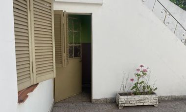 Casa en venta - 3 Dormitorios 2 Baños - 289Mts2 - Florencio Varela