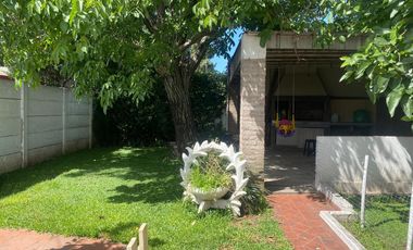 Casa en venta - 3 Dormitorios 2 Baños - 289Mts2 - Florencio Varela