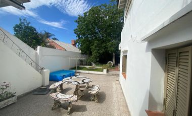 Casa en venta - 3 Dormitorios 2 Baños - 289Mts2 - Florencio Varela