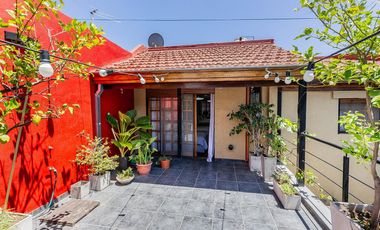 Casa en  2 Plantas en Pje. Maldonado Villa Lugano CABA