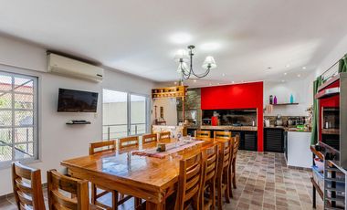 Casa en  2 Plantas en Pje. Maldonado Villa Lugano CABA