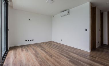 VENTA CASA 7 AMBIENTES - SALIDA LAGUNA - CHACRAS DE LA RESERVA