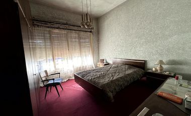 Casa a modernizar proxima al centro de Bernal