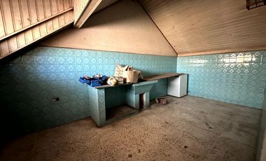 Casa a modernizar proxima al centro de Bernal