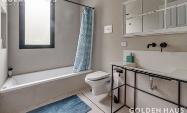 Excelente casa de 5 amb. en Barrio Privado Sausalito