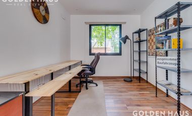 Excelente casa de 5 amb. en Barrio Privado Sausalito