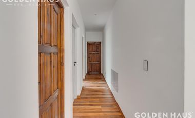 Excelente casa de 5 amb. en Barrio Privado Sausalito