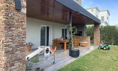 Casa en  venta en Ceibos, Puertos