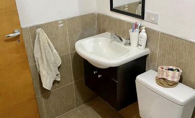 Oportunidad. Departamento en Venta de 2 plantas. Sin expensas. Centro Zárate